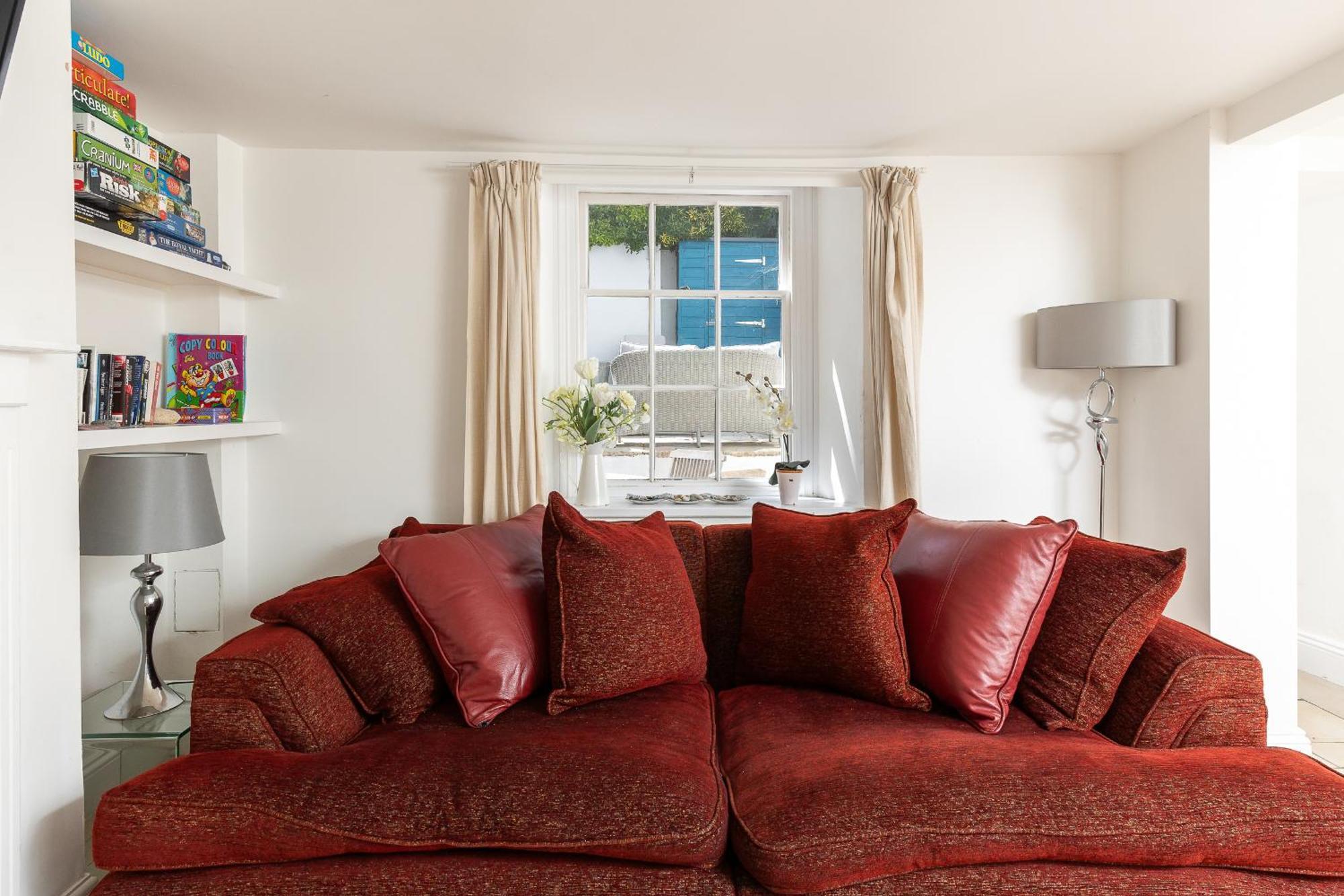 Cliffhanger 18 Castle Road Cowes  Luaran gambar